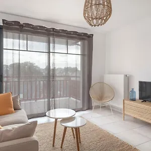 Votre En Bord De De Val Andre Appartement